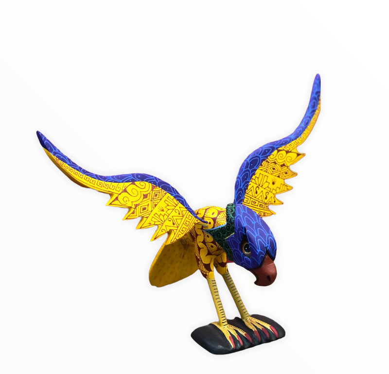 Águila azul con amarillo